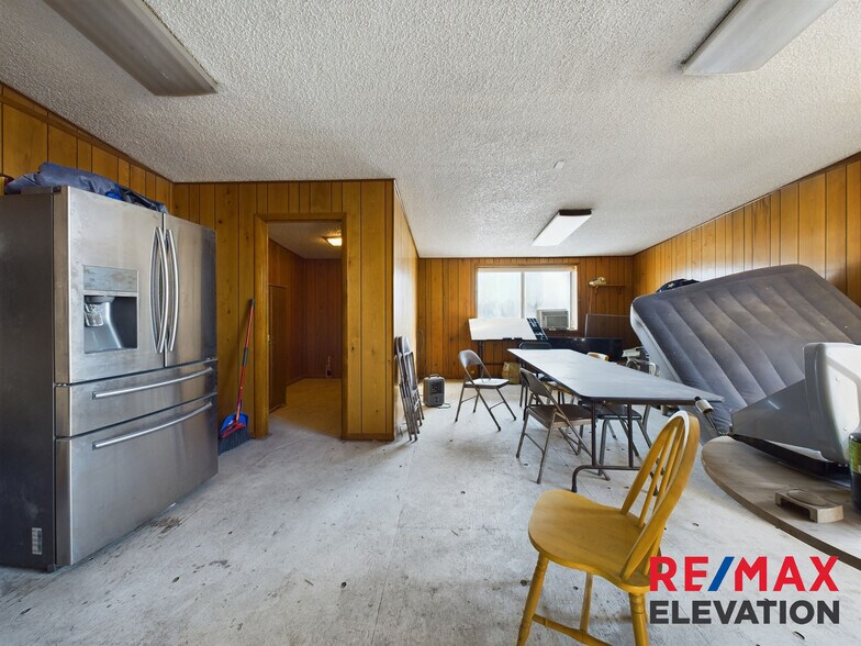 More Photos Of 699 Lane 9, Powell Industrial For Sale