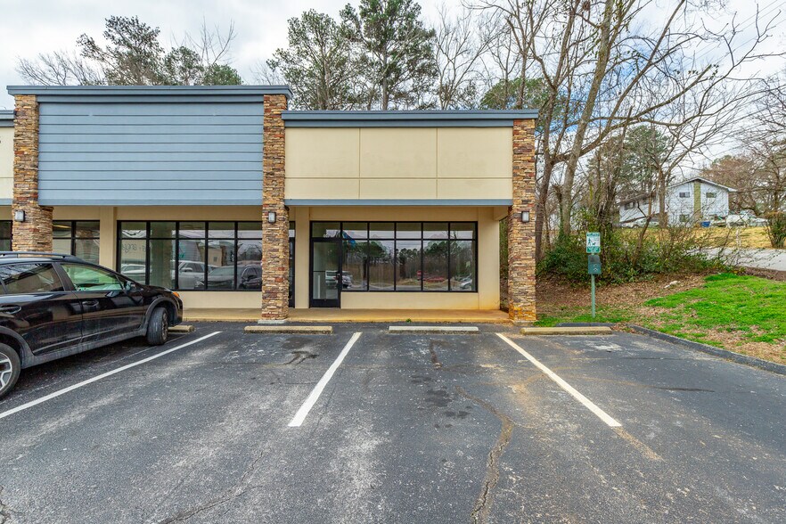 More Photos Of 8000 E Brainerd Rd, Chattanooga Unknown For Lease