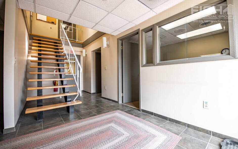 More Photos Of 3010-3024 Lycoming Creek Rd, Williamsport Warehouse For Lease
