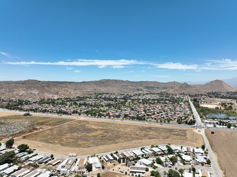 More Photos Of California Avenue, Hemet Land For Sale