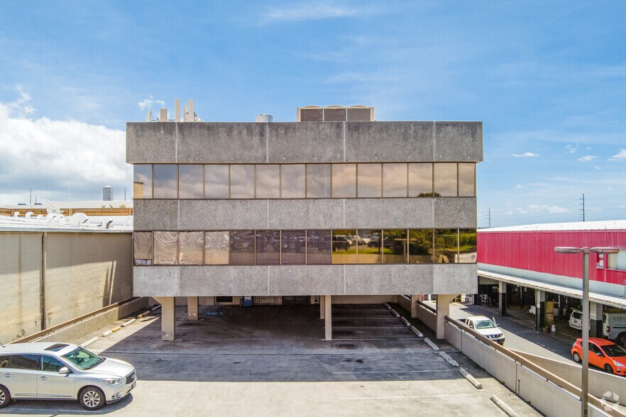 More Photos Of 98-1238 Kaahumanu St, Pearl City Medical For Lease