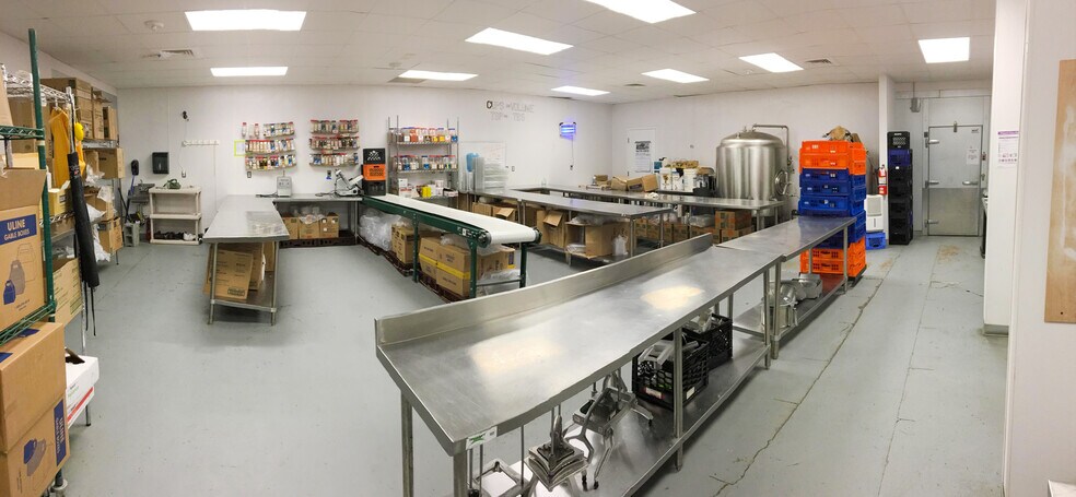 More Photos Of 2619 Evarts St NE, Washington Warehouse For Lease