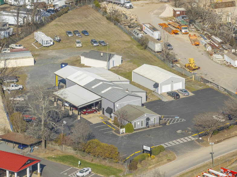 Primary Photo Of 12715 Downs Cir, Pineville Truck Terminal For Lease