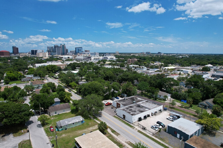 More Photos Of 1028 W Washington St, Orlando Light Distribution For Lease