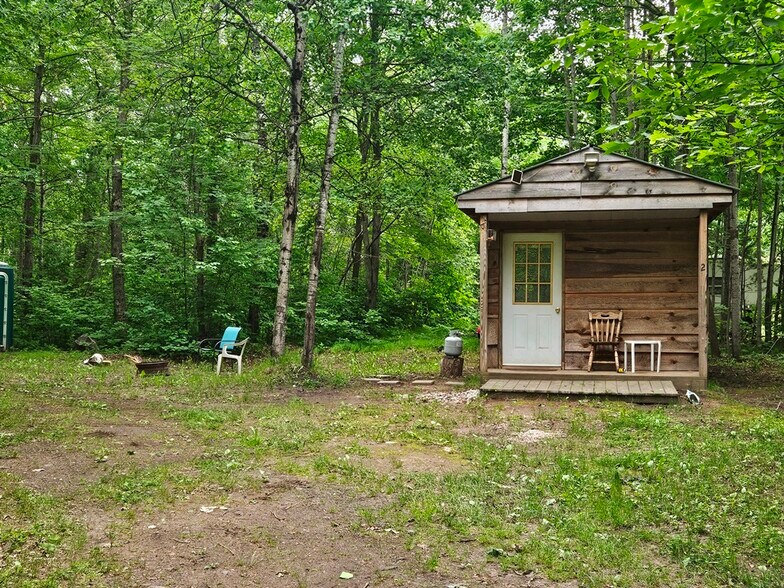 More Photos Of 4080 US Highway 2, Florence Trailer Camper Park For Sale