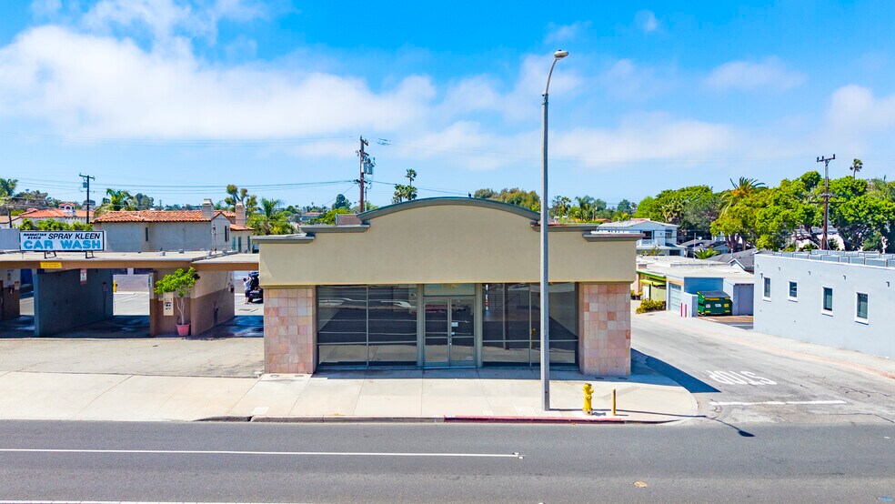 More Photos Of 1315 N Sepulveda Blvd, Manhattan Beach Freestanding For Lease