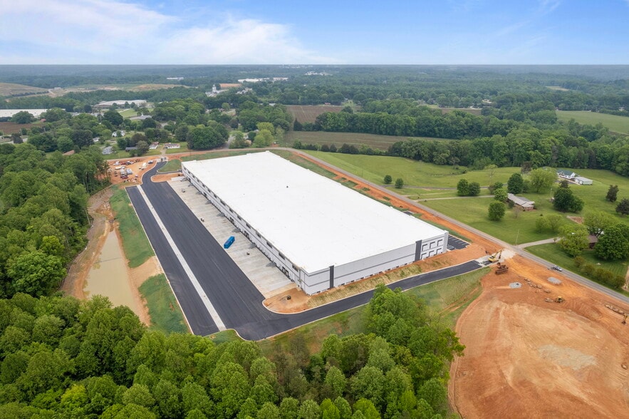 More Photos Of 0 US Highway 70, Statesville Unknown For Lease