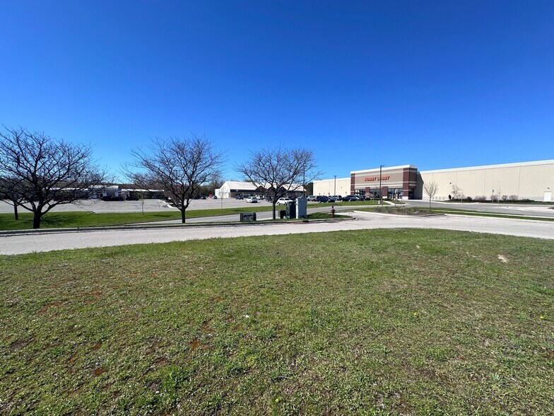More Photos Of 3560 Marketplace Cir, Traverse City Land For Sale