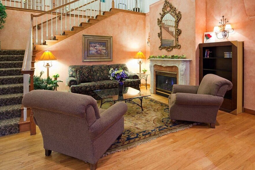 More Photos Of 1805 E Highway 7, Montevideo Hotel For Sale