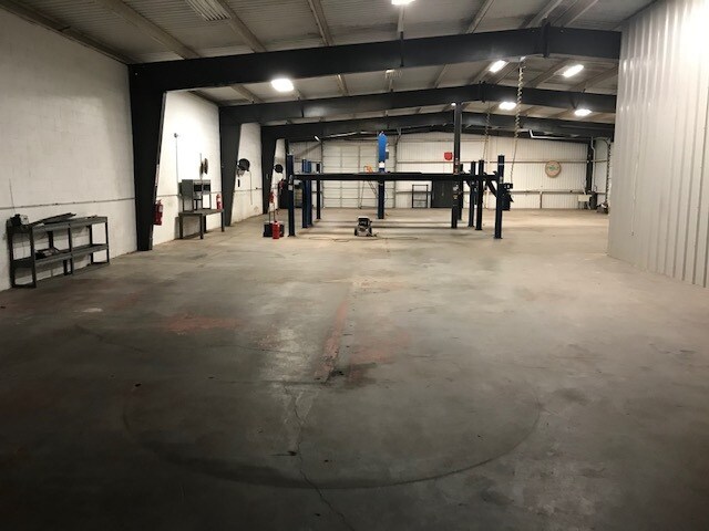 More Photos Of 1216 Texas Ave, Texas City Warehouse For Sale