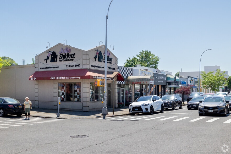 More Photos Of 18616 Union Tpke, Fresh Meadows Storefront For Lease