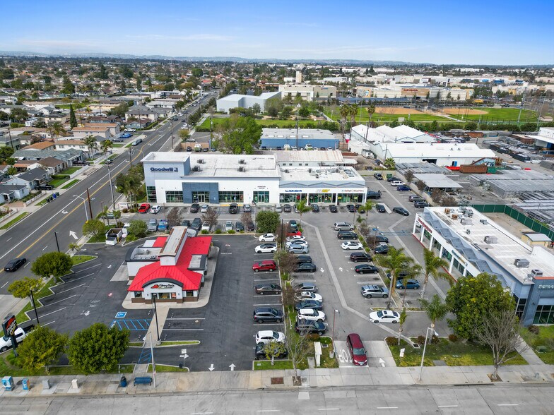More Photos Of 9125-9131 Imperial Hwy, Downey Freestanding For Lease