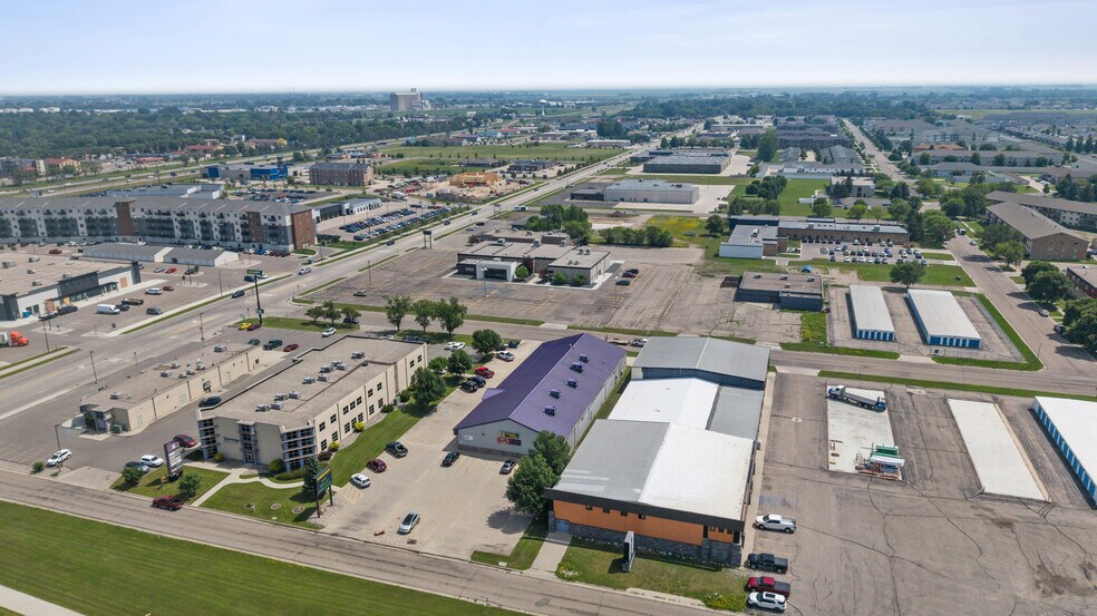 More Photos Of 3100 8th St S, Moorhead Freestanding For Sale