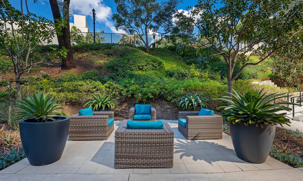 More Photos Of 600 B St, San Diego Office For Lease