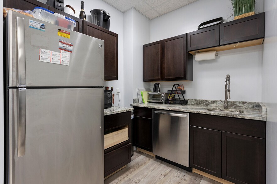 More Photos Of 7532 Clyde Park Ave SW, Byron Center Truck Terminal For Sale