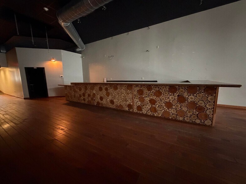 More Photos Of 103 N Fraley St, Kane Restaurant For Sale