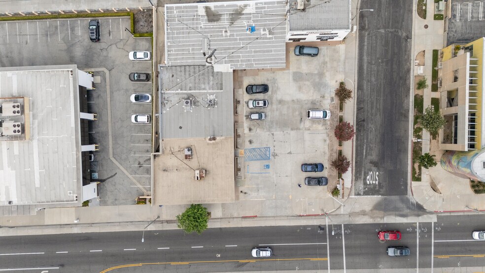 More Photos Of 129-141 E Valley Blvd, Alhambra General Retail For Lease