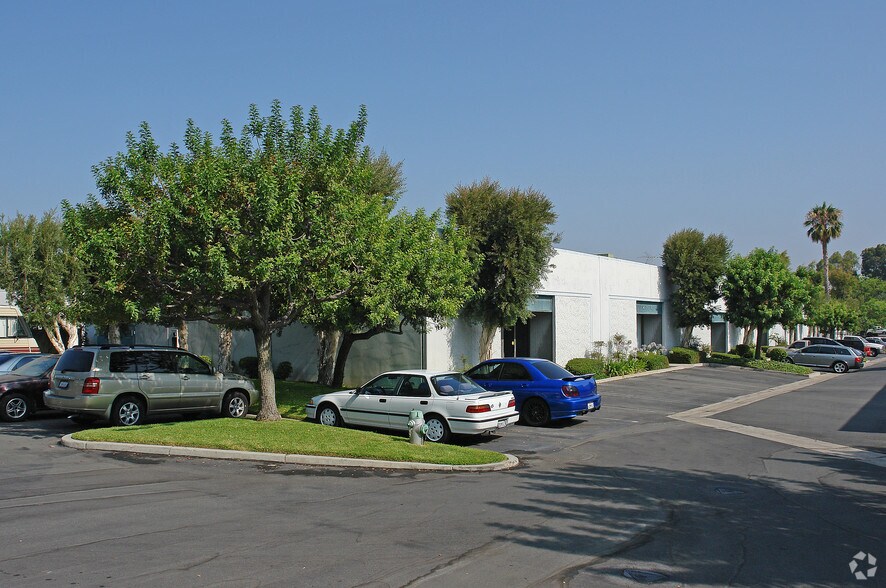 More Photos Of 2950 Saturn St, Brea Unknown For Lease