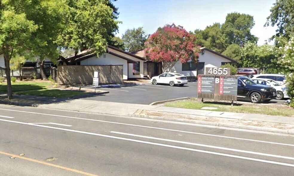 Primary Photo Of 4655 Hoen Ave, Santa Rosa Medical For Sale