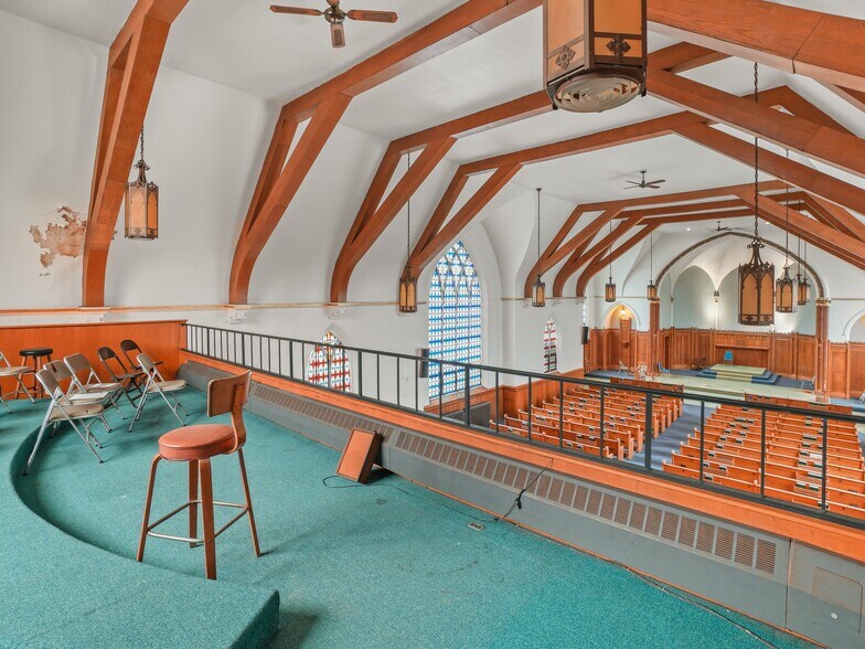 More Photos Of 480 State St, Conneaut Religious Facility For Sale