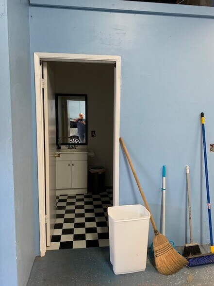 More Photos Of 1157 Forest Ave, Pacific Grove Freestanding For Sale