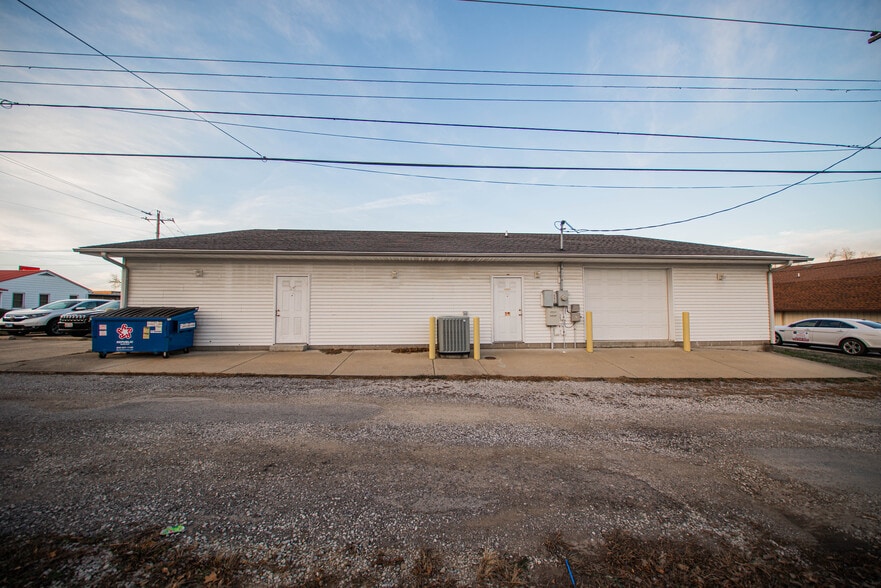 More Photos Of 2419 Broadway St, Mount Vernon Office For Sale