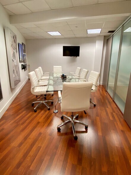 More Photos Of 20101-20161 NE 16th Pl, Miami Loft Creative Space For Sale