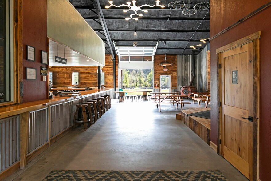 More Photos Of 125 & 139 Hannon Ln, Darby Restaurant For Sale