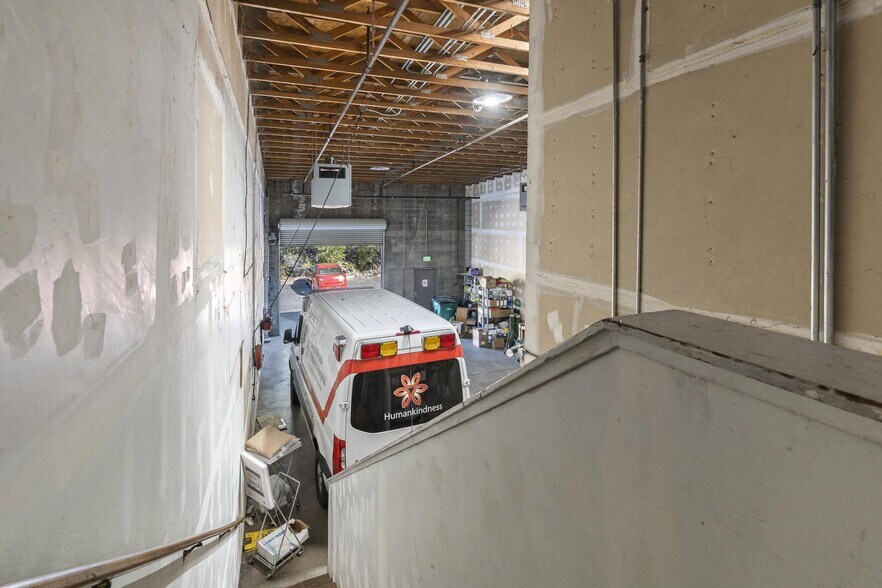 More Photos Of 110 Spring Hill Dr, Grass Valley Manufacturing For Sale