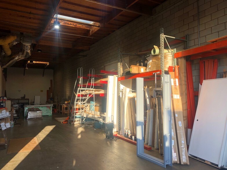 More Photos Of 5748 E Shields Ave, Fresno Warehouse For Lease