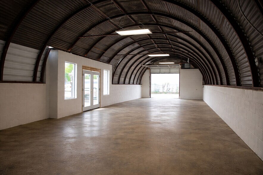 More Photos Of 563-565 MLK Jr Blvd, Fayetteville Freestanding For Lease