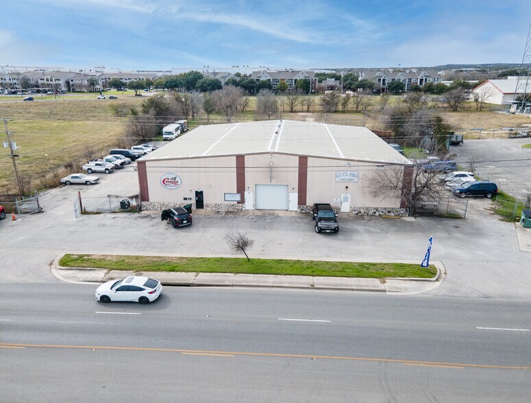 Primary Photo Of 290 Wonder World Dr, San Marcos Warehouse For Lease
