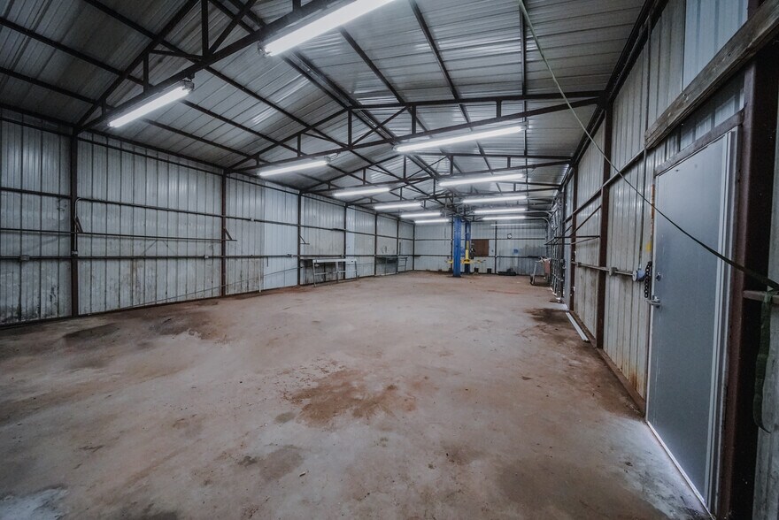 More Photos Of 35613 E 1130, Seminole Warehouse For Sale