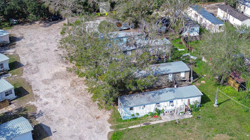 More Photos Of 425 18th St SE, Ruskin Manufactured Housing Mobile Home Park For Sale