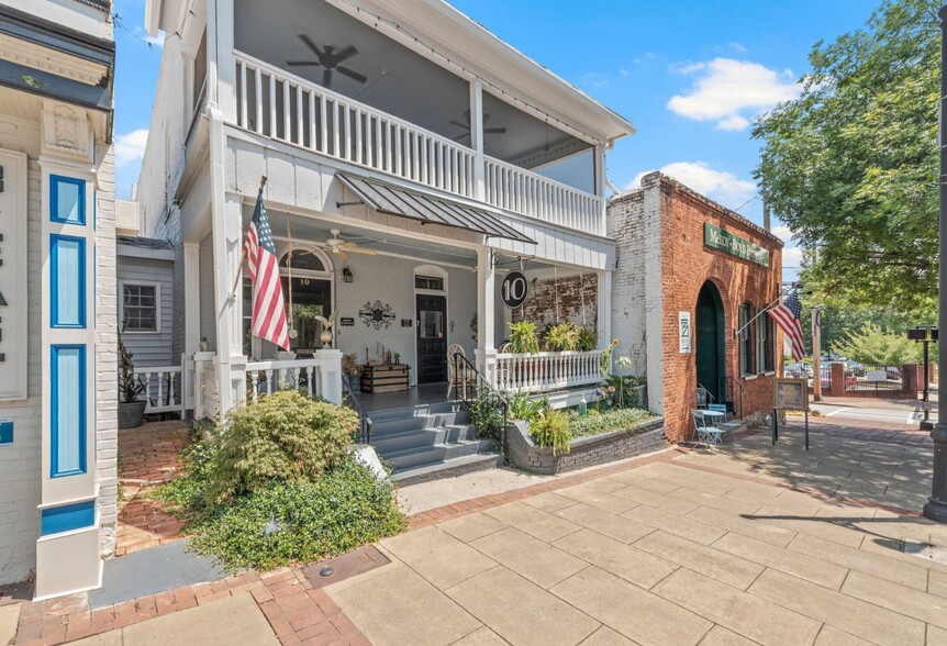 Primary Photo Of 10 E Washington St, Newnan Storefront Retail Residential For Sale