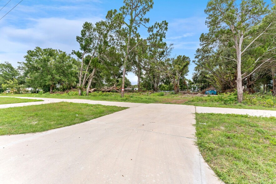 More Photos Of 38650 County Road 54, Zephyrhills Land For Sale
