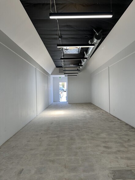More Photos Of 6227 W 87th St, Los Angeles Storefront For Lease