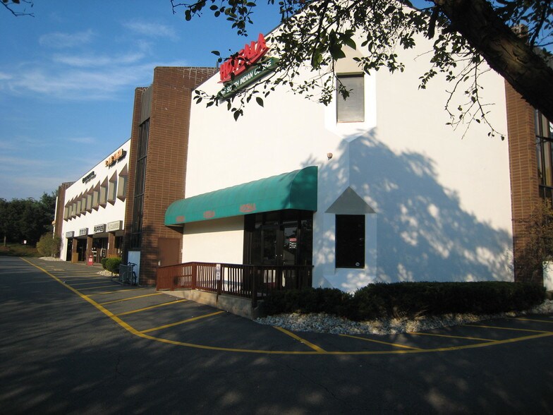 2 John F Kennedy Blvd, Somerset, NJ 08873 Retail For Lease