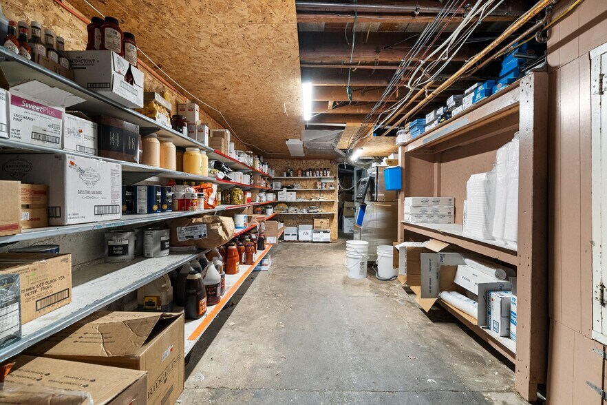 More Photos Of W11466 US Hwy 8, Dunbar Restaurant For Sale