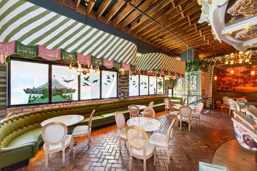 More Photos Of 2401 Kettner Blvd, San Diego Restaurant For Lease