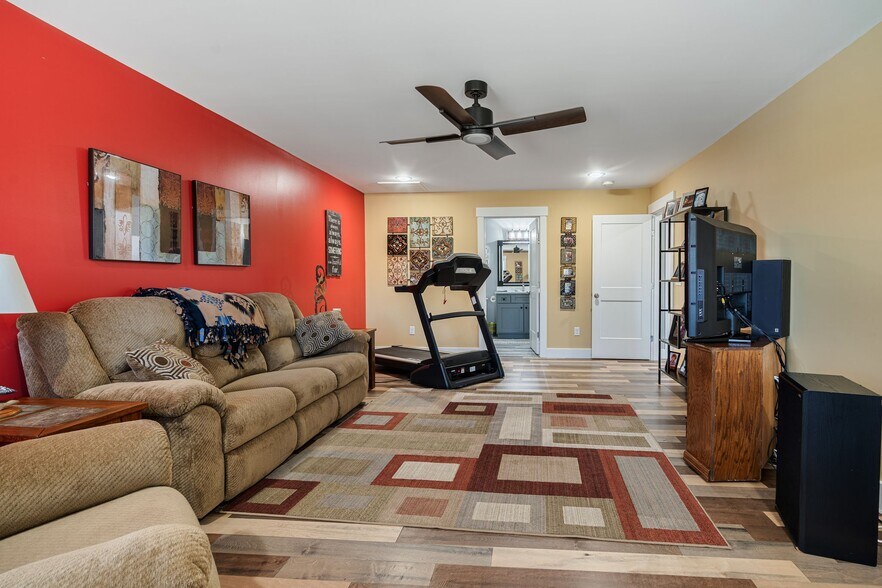 More Photos Of 201 Graves Rd, Goodlettsville Office For Sale