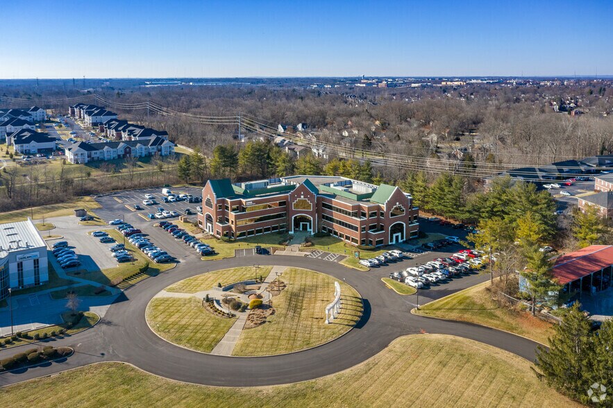 More Photos Of 12910 Shelbyville Rd, Louisville Office For Sale