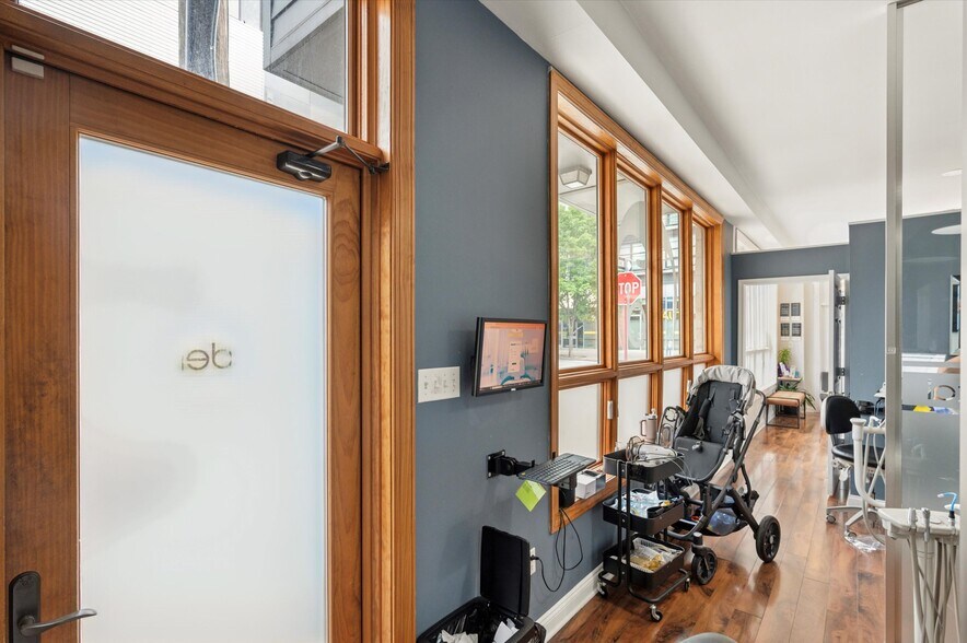 More Photos Of 990 & 992 N 2nd St, Philadelphia Apartments For Lease