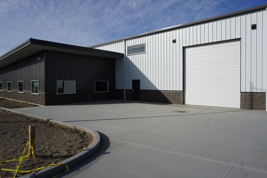 Primary Photo Of 3106 N Rainier Ave, Pasco Warehouse For Lease