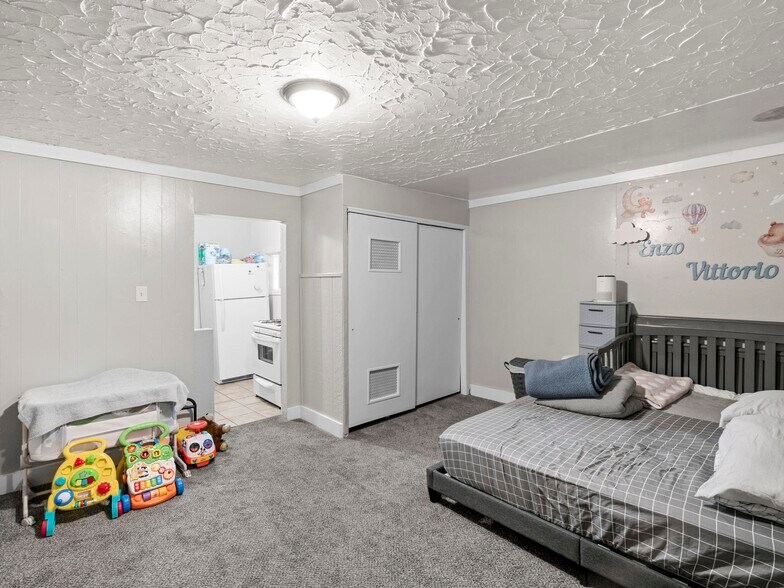 More Photos Of 127 W Mead Ave, Salt Lake City Apartments For Sale