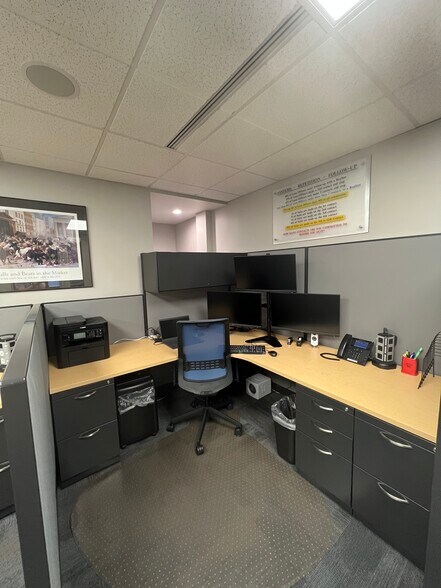 More Photos Of 8301 E Prentice Ave, Greenwood Village Office For Sale