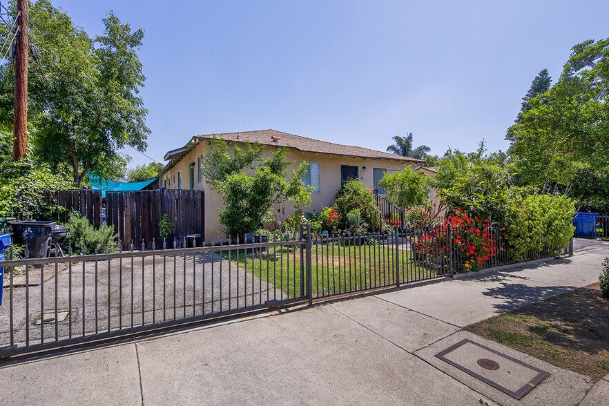 More Photos Of 12528 Bradley Ave, Sylmar Apartments For Sale