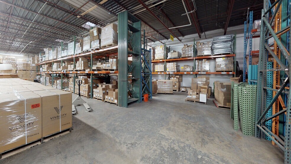 More Photos Of 869-885 Pierce Butler Rt, Saint Paul Light Manufacturing For Lease