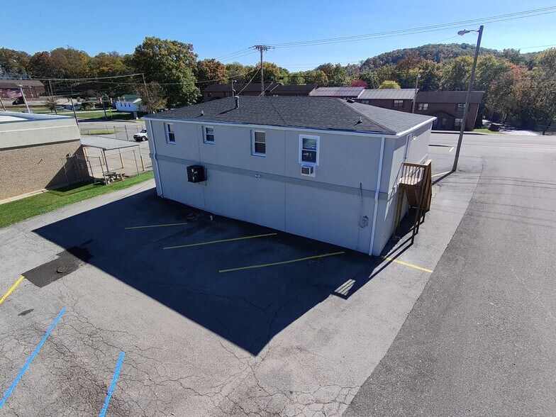 More Photos Of 5308 Big Tyler Rd, Cross Lanes Storefront Retail Residential For Lease