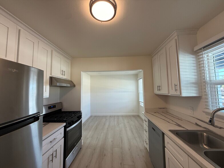 More Photos Of 675 Johanna Ave, Sunnyvale Apartments For Sale